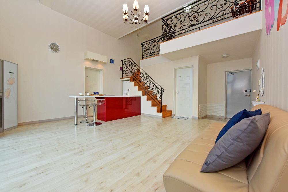 Namhae Bluemare Pension Екстер'єр фото
