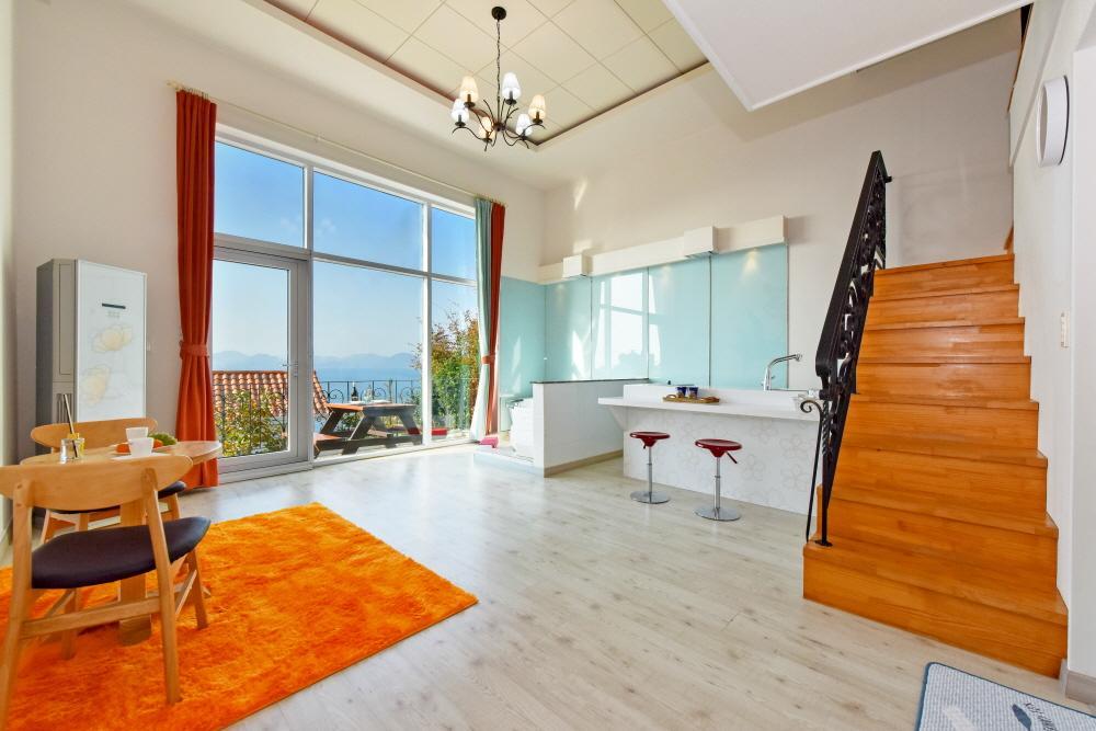 Namhae Bluemare Pension Екстер'єр фото
