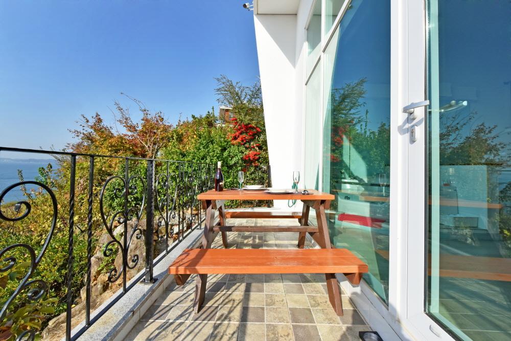 Namhae Bluemare Pension Екстер'єр фото