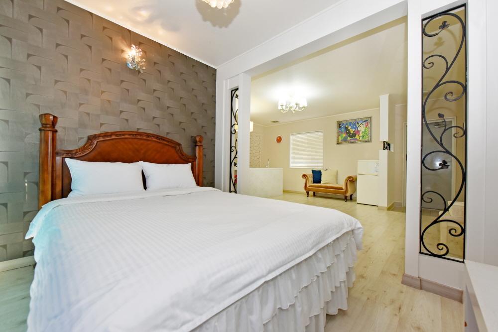 Namhae Bluemare Pension Екстер'єр фото
