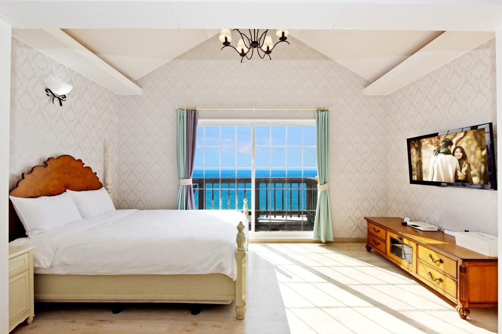 Namhae Bluemare Pension Екстер'єр фото